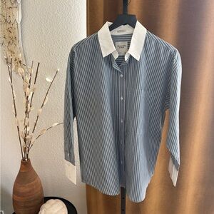 Abercrombie & Fitch Blue and White Striped Button Down Shirt